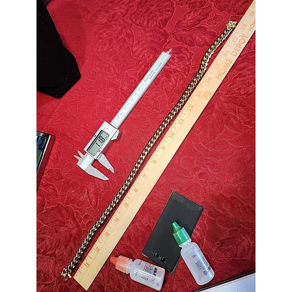 Miami Cuban Link 18k Gold Plated Stainless Steel Chain - Picture 5 of 8